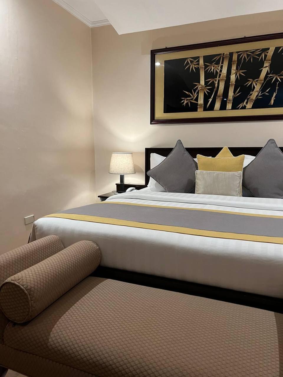 Subic Residencias Olongapo Exterior foto